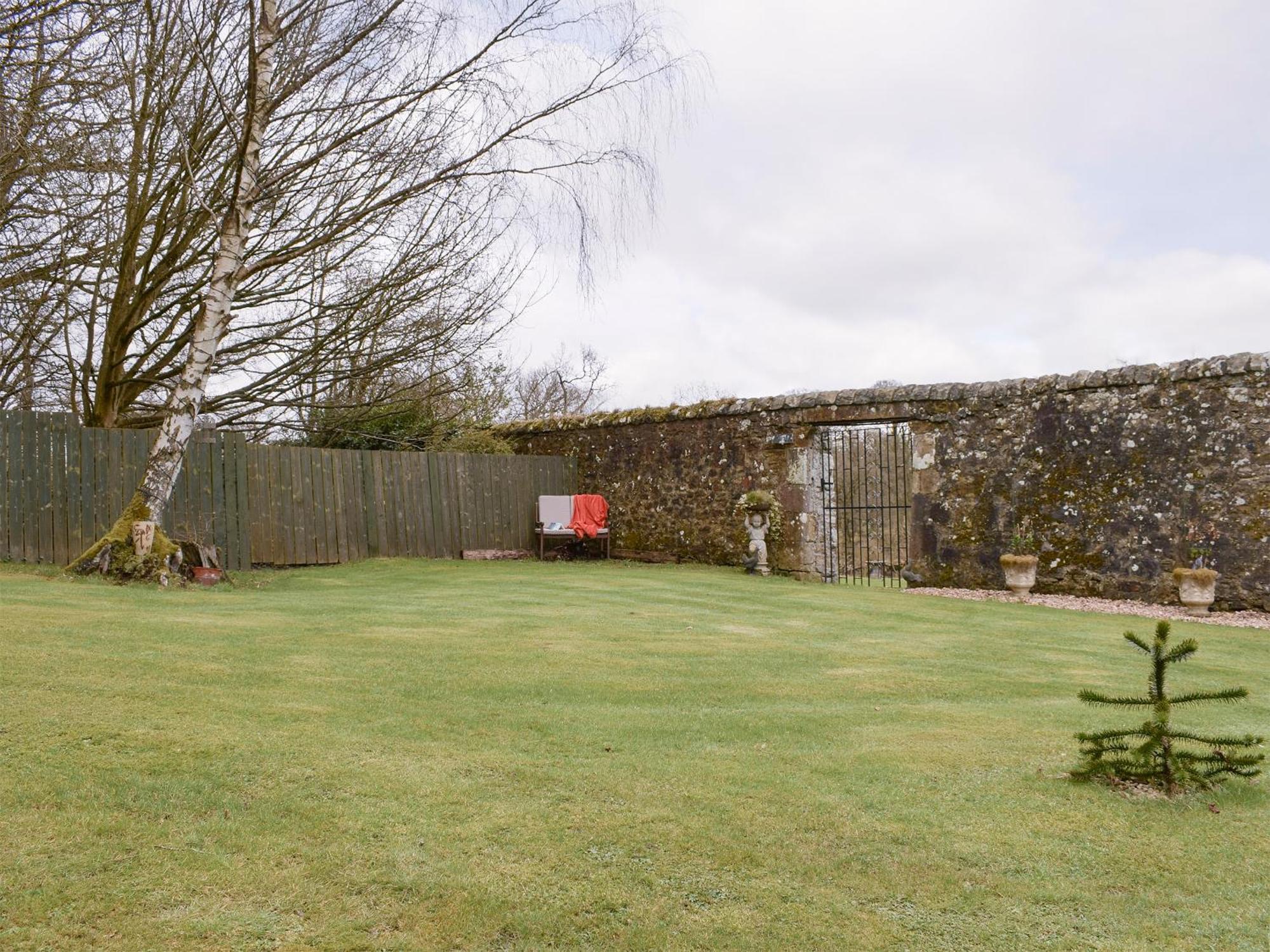 Kinneddar Cottage Saline Exterior foto